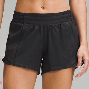 Lululemon hotty hot low rise shorts 4” inseam